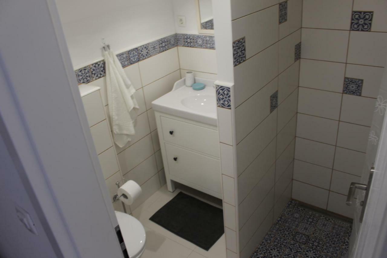 Apartments Helena Bibinje Bagian luar foto